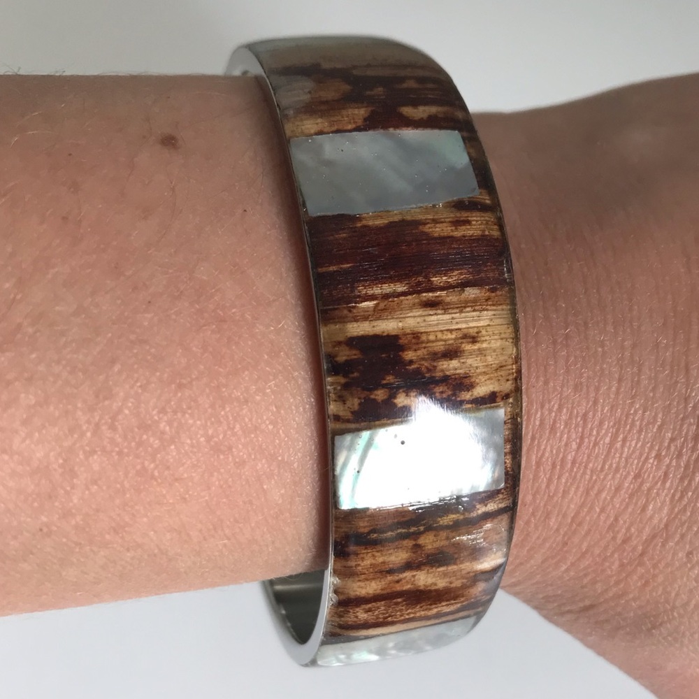 Bracelet - Picture 2 of 2